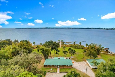 Reedy Lake Home For Sale in Frostproof Florida