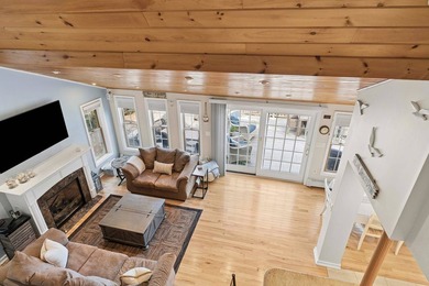 Rarely does a waterfront property come on the market in this - photo 23
