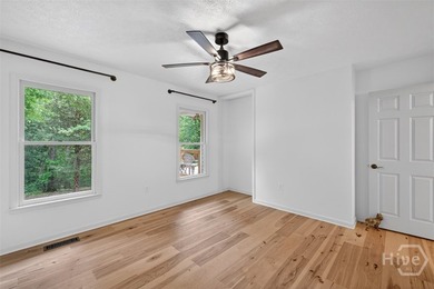 Move-in ready home with beautiful Lake Hartwell view and major - photo 26