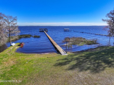 St. Johns River - Clay County Home For Sale in Green Cove Springs Florida