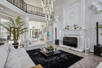 This exceptional estate in Castle Hills Golf and Country Club is - photo 9