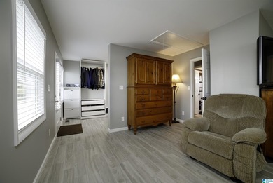 HUGE PRICE REDUCTION!!!!Recently remodeled 4BR/3BA lake home on - photo 12