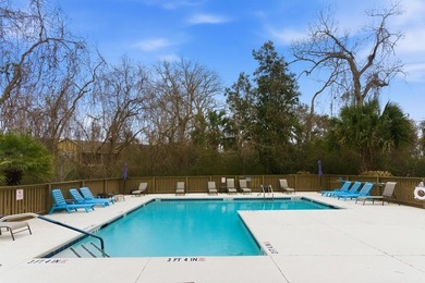TRULY TURN-KEY! This 2023 end-unit townhome by Ashton Woods is - photo 2