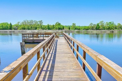 TRULY TURN-KEY! This 2023 end-unit townhome by Ashton Woods is - photo 3