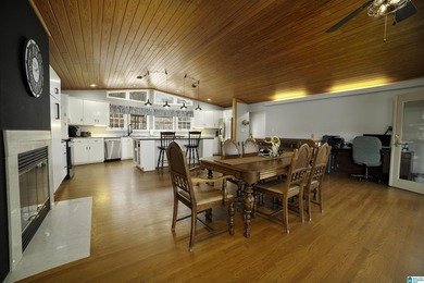 HUGE PRICE REDUCTION!!!!Recently remodeled 4BR/3BA lake home on - photo 14