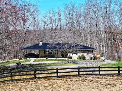 Lake Home For Sale in Irvine, Kentucky