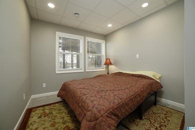 HUGE PRICE REDUCTION!!!!Recently remodeled 4BR/3BA lake home on - photo 24