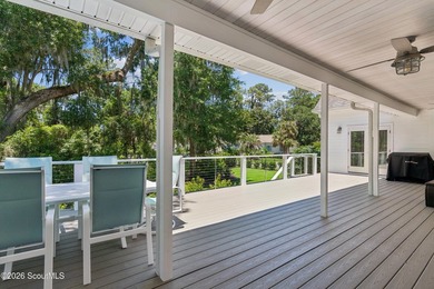 Nestled beneath a mature oak tree and surrounded by established - photo 32