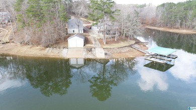 HUGE PRICE REDUCTION!!!!Recently remodeled 4BR/3BA lake home on - photo 43