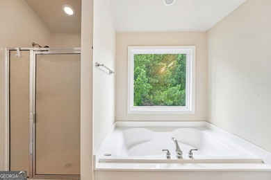 Welcome to your dream home in the highly sought-after Lambert - photo 50