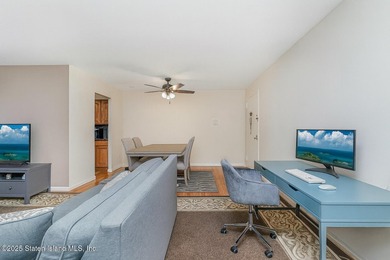 Welcome to 163 Cromwell Avenue! This beautifully maintained - photo 10