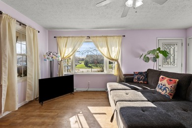 (private lake, pond, creek) Home Sale Pending in Nicholasville Kentucky