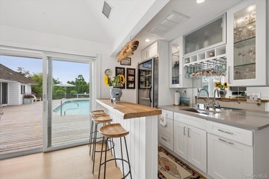 STYLISHLY RENOVATED QUOGUE RETREAT SOUTH OF THE HIGHWAY Nestled - photo 11