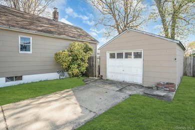 Great starter house! Make this home your own! Located close to - photo 12