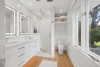 STYLISHLY RENOVATED QUOGUE RETREAT SOUTH OF THE HIGHWAY Nestled - photo 13