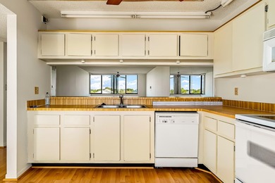 Spacious 2BR, 2-bath condo with 1,350 sq ft of living space with - photo 15