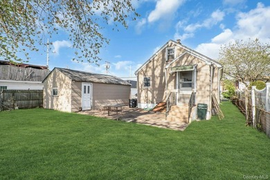 Great starter house! Make this home your own! Located close to - photo 17