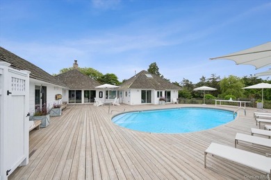 STYLISHLY RENOVATED QUOGUE RETREAT SOUTH OF THE HIGHWAY Nestled - photo 21