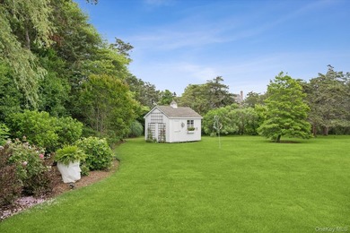 STYLISHLY RENOVATED QUOGUE RETREAT SOUTH OF THE HIGHWAY Nestled - photo 25