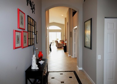 Meticulously maintained open *Sapphire* floorplan w/serene water - photo 7