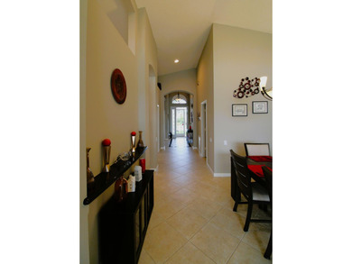 Meticulously maintained open *Sapphire* floorplan w/serene water - photo 8