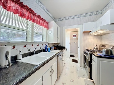 Welcome home to this quaint 3 bedroom 1 1/2 bath home. Built in - photo 8