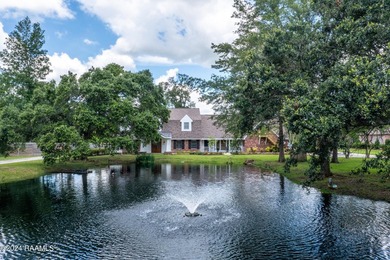 Welcome to a slice of Heaven located in the prestigious, serene - photo 2