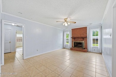 With a total of 1,943 square feet, let's just imagine Friday - photo 11