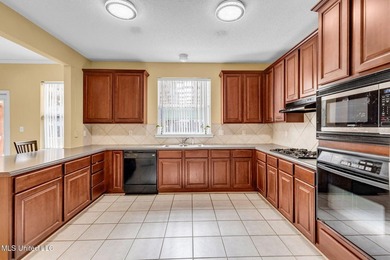 Spacious, private, and full of potential--this 4-bedroom, 2 - photo 11