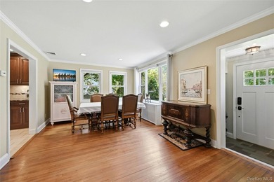 Beautiful Storybook Brick & Stone 2/3 Bedroom, 2 Full Bath - photo 4