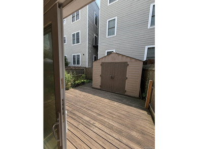 Sunny, Open Concept, Townhouse in Prime Hewlett-Woodmere School - photo 14