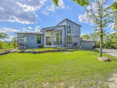 PANORAMIC LAKE VIEWS + TRUE LAKE LIFE LIVING! Discover elevated - photo 4