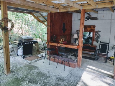 Experience the ultimate retreat with a historic nightly rental - photo 5