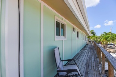 Located at the end of a quiet street in Sugarloaf Key, this 2 - photo 25