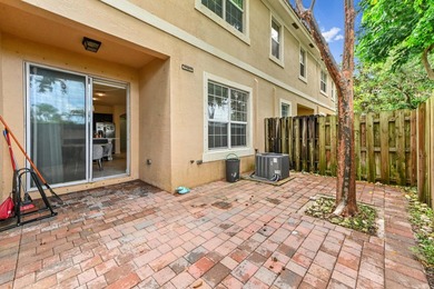 Welcome to this charming townhouse in Charleston Commons, West - photo 26