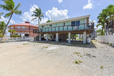 Located at the end of a quiet street in Sugarloaf Key, this 2 - photo 29