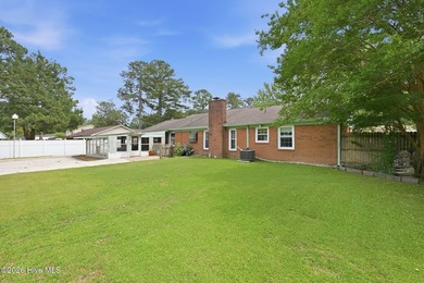 With a total of 1,943 square feet, let's just imagine Friday - photo 30
