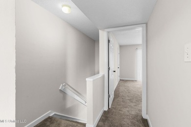 Wow! Updated condo with beautiful water views at sought after - photo 32