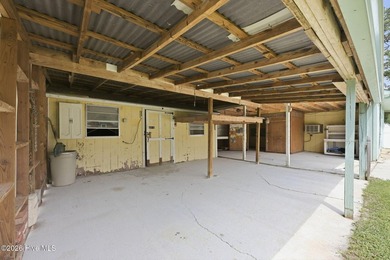 With a total of 1,943 square feet, let's just imagine Friday - photo 34