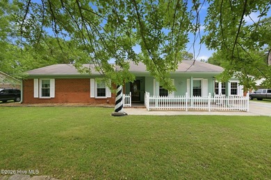 With a total of 1,943 square feet, let's just imagine Friday - photo 39