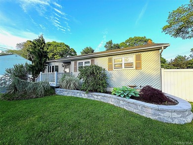 Welcome to Heston Road - a charming Long Island home nestled on - photo 5