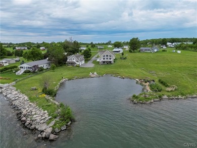 Welcome to the waterfront retreat you've been waiting for! This - photo 11