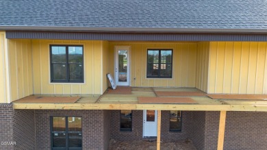 NEW CONSTRUCTION WITH INCREDIBLE VIEWS!! Located in MTN Crest