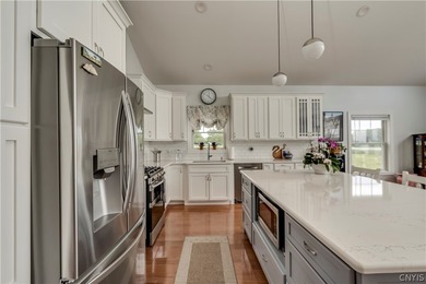 Welcome to the waterfront retreat you've been waiting for! This - photo 18
