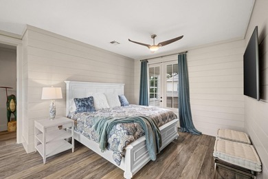Rare opportunity to own a beautifully updated 5BR/4BA residence - photo 19