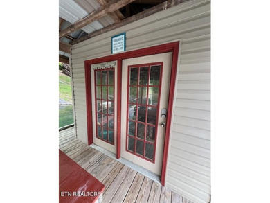 **MOTIVATED SELLER** Approx. 300 feet of lake frontage is a rare - photo 46