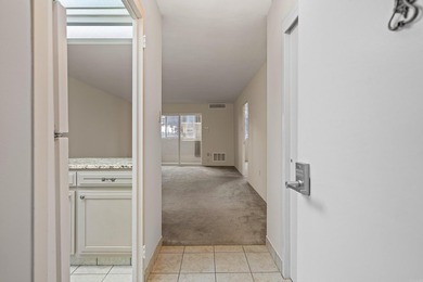 Lake Hamilton condo investment opportunity in Beacon Manor. This - photo 7