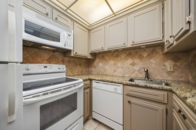 Lake Hamilton condo investment opportunity in Beacon Manor. This - photo 9
