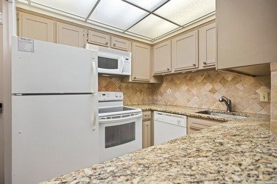 Lake Hamilton condo investment opportunity in Beacon Manor. This - photo 10