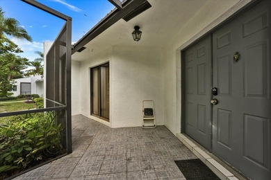 Welcome to this charming and beautifully upgraded 3-bedroom - photo 11